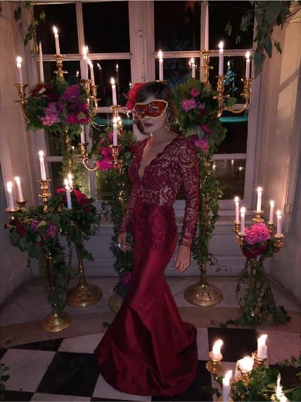 Antiguamente los nobles utilizaban las máscaras para darle un plus sofisticado y divertido a las bodas.