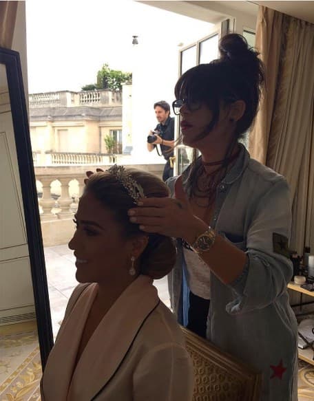 La corona no podía faltar para rematar el bello look de Andree.