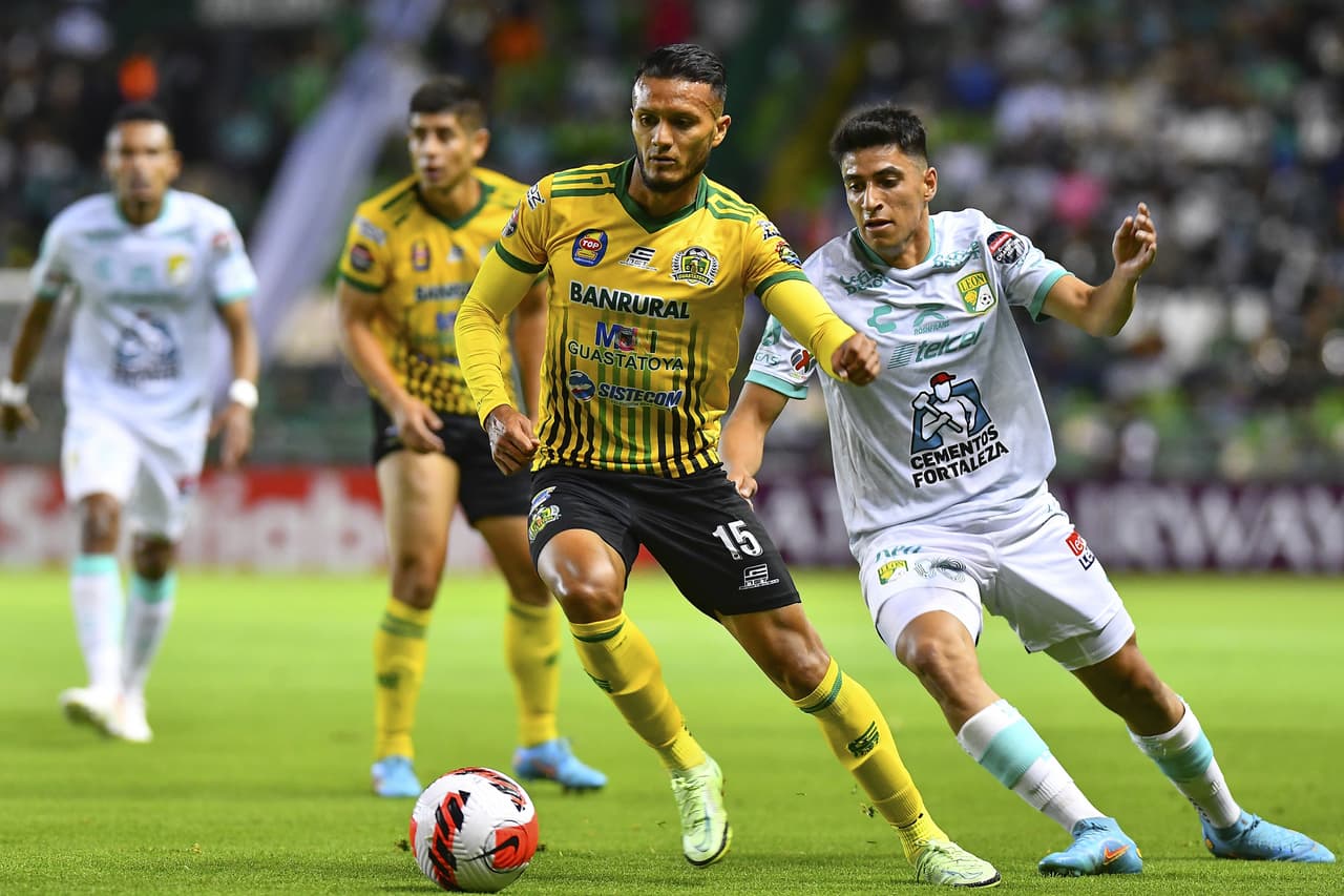 Elías Hernández vuelve a aparecer en la vuelta, le da la victoria 1-0 a León, poen el 3-0 definitivo en global y aseguran su liugar en los cuartos de final.