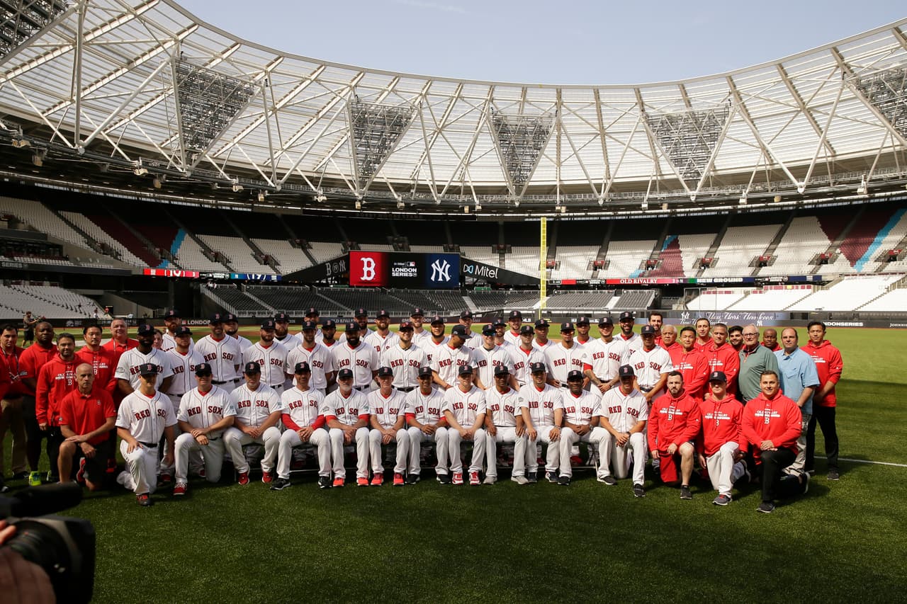 Los Boston Red Sox también con una imagen para el recuerdo en Londres.