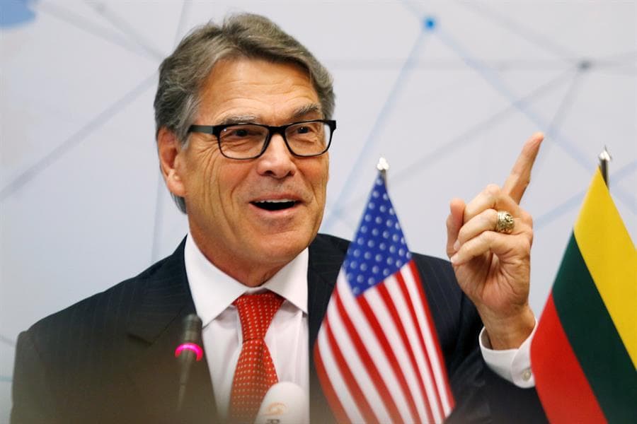 El secretario de Energía, Rick Perry, dejará el cargo a fin de año tras el escándalo por las presiones de Trump a Ucrania