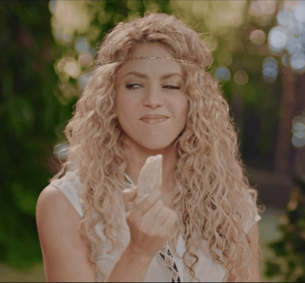 La clave se la dio con una roca. entonces comenzó a tener una idea.