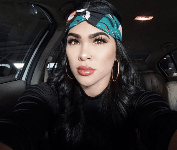 Ostovich empezó en el mundo de los combates en 2010 y ganó seis peleas como amateur e inició como profesional en 2014.