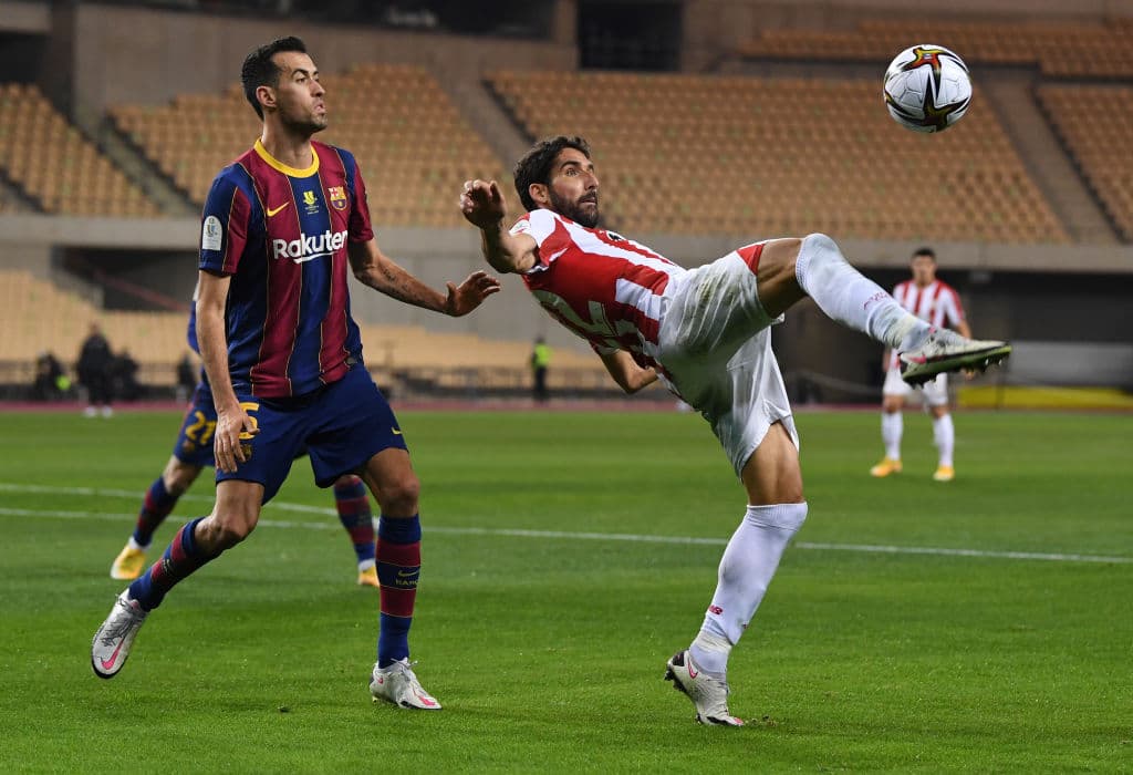 Athletic club Bilbao es el super campeón de España tras derrotar al Barcelona en tiempo extra y con 10 hombres. Lionel Messi salió expulsado por primera vez en un partido oficial. Antoine Griezmann hizo doblete y, por parte de los 'Leones' fueron Marcos, Villalibre e Iñaki Williams.