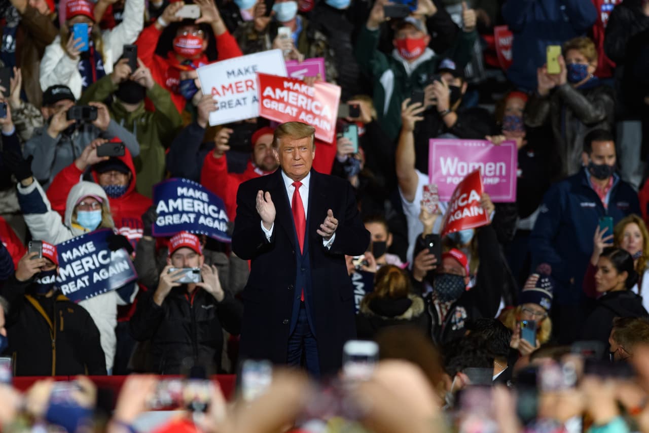 El ataque final de Trump: el presidente redobla sus insultos contra adversarios y colaboradores al cierre de la campaña