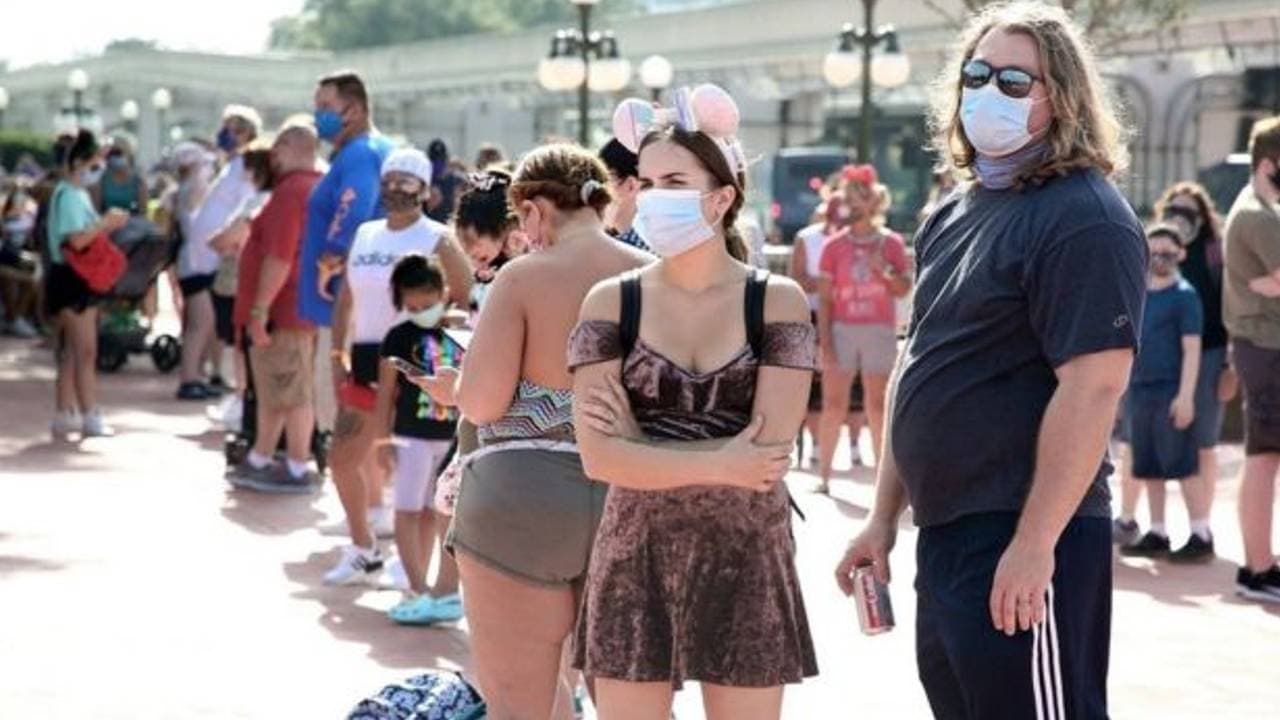 Registran tendencia a la baja casos de covid-19 en Orange, Seminole y Osceola