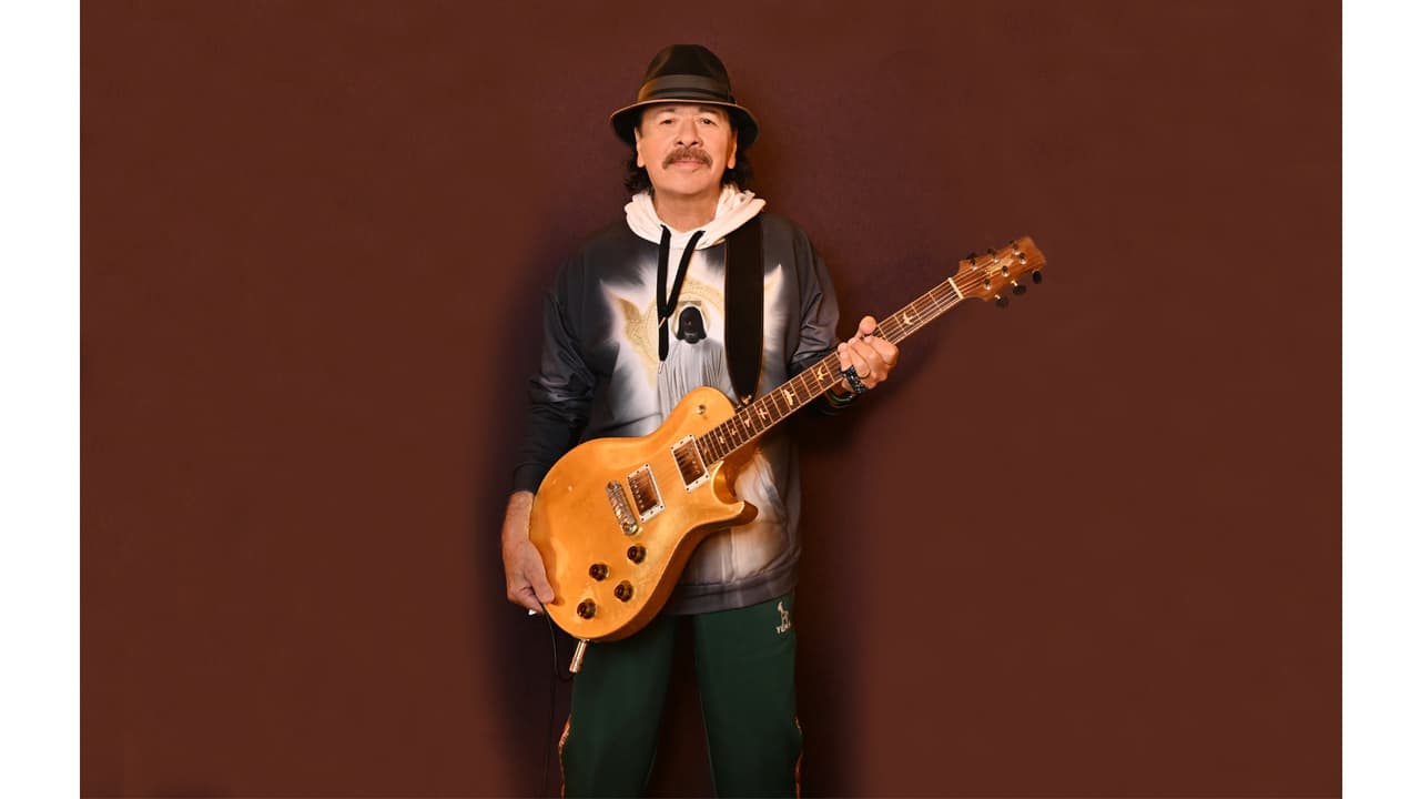 Carlos Santana cantará en Latin GRAMMY 2025