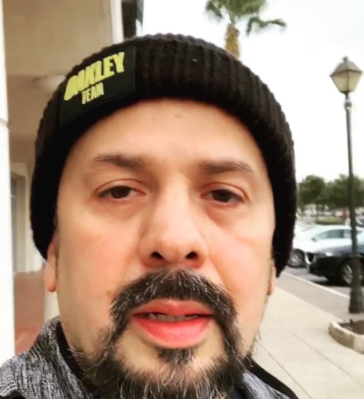 "Finalmente lograron internarlo en Brownsville, Texas, donde
<b> permaneció 6 días</b> y lamentablemente murió", informó Blanca Martínez.
<br>