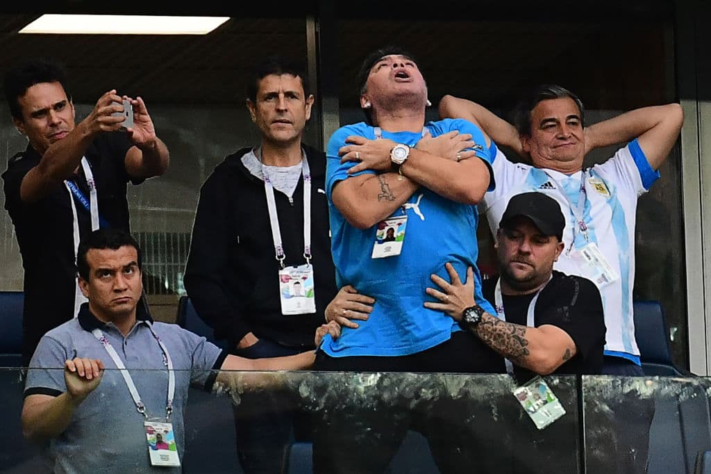 La celebració de Diego Maradona fue la muestra de cómo le volvió el alma al cuerpo a muchos dentro de todo el ambiente de nerviosismo.