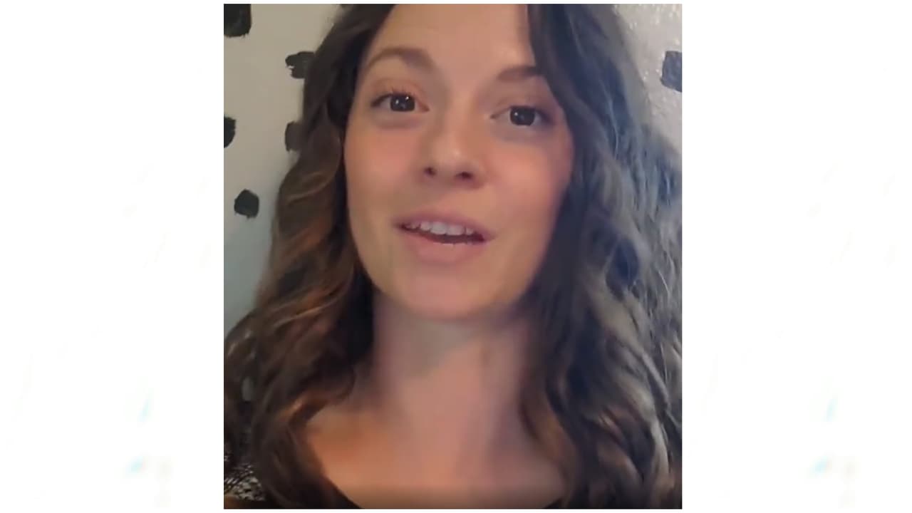 Después de un pequeño papel en 'The Secret Life of the American Teenager', Mackenzie decidió tomarse un largo descanso de la actuación. Desde el 2015 divide su tiempo entre la equitación profesional y las obras de caridad, sobre todo las que se dedican a apoyar a los pacientes con fibrosis quística, enfermedad que causó la muerte de su hermana en el 2008.