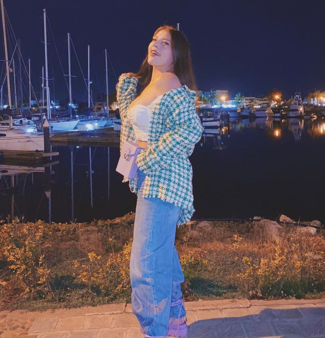 Entre ellos, fue Alan Ramírez quien no se pudo resistir y le escribió ante los ojos de todo el público y los seguidores de Yuliana.