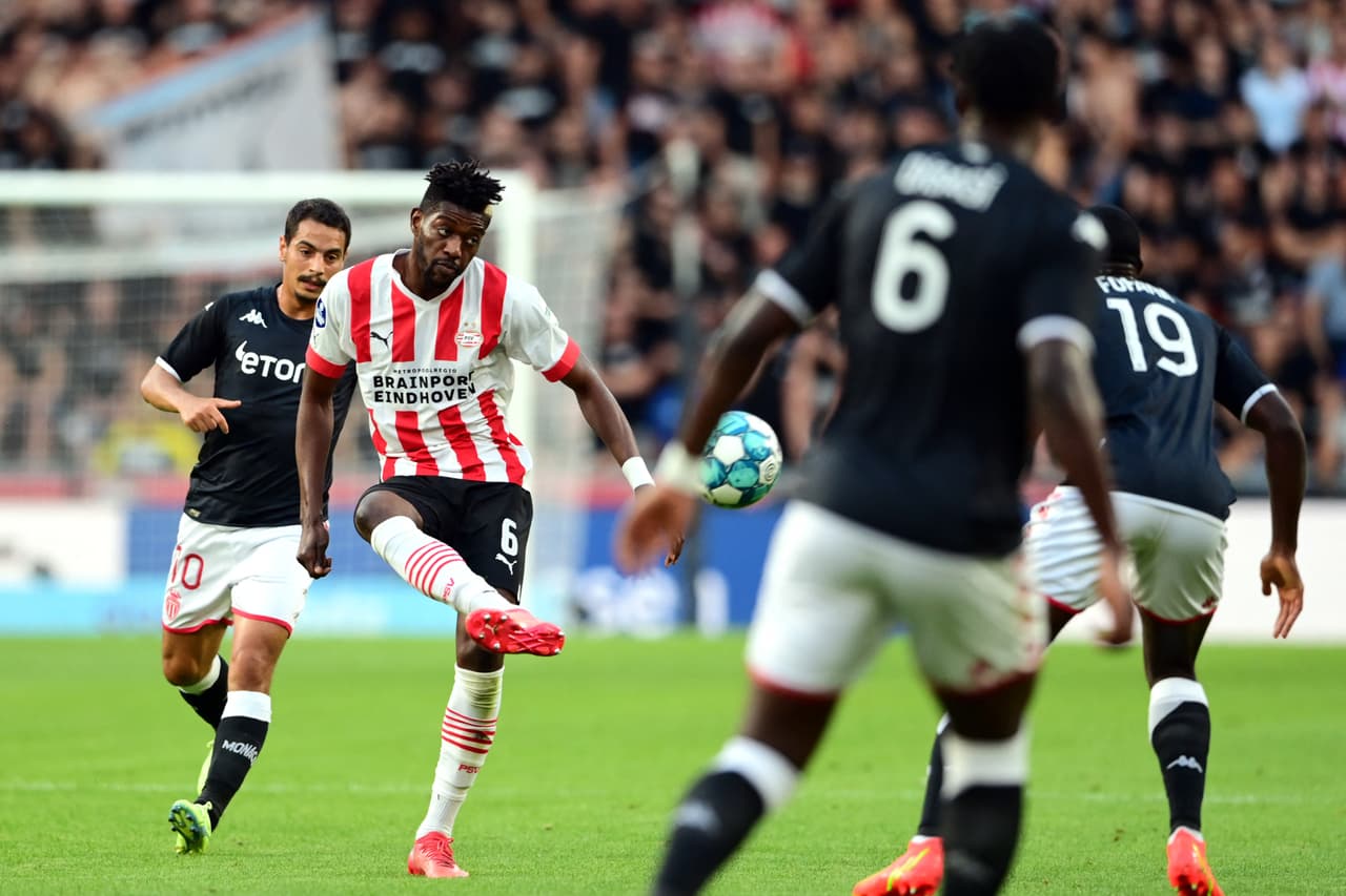 El Mónaco le daría vuelta al compromiso en un período de 23 minutos.
<br>