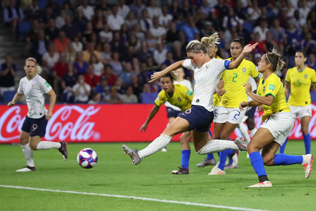 Después de una pelota quieta en el minuto 107' llegó el gol del desequilibro con el que Francia tomó la ventaja definitiva de 2-1.