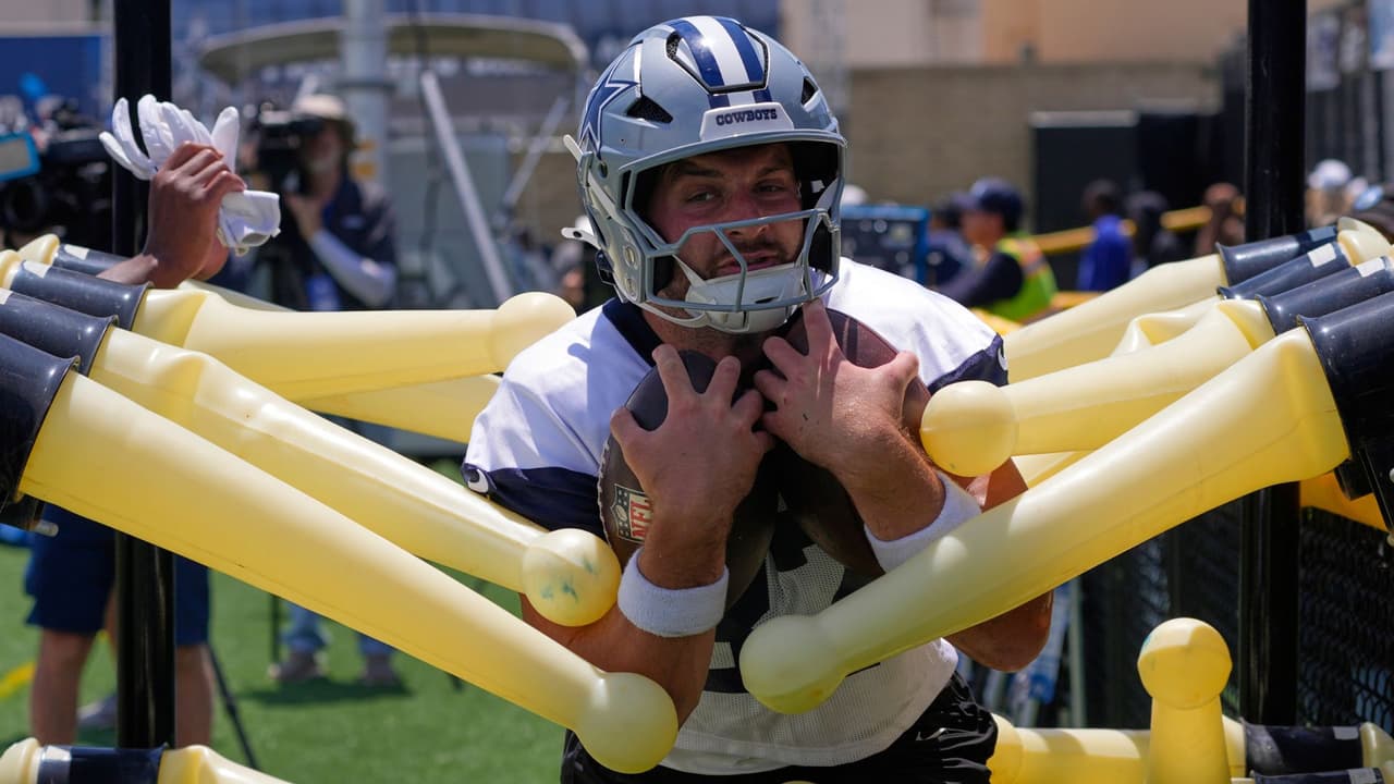 <b>El lugar: The Star, la joya de Frisco</b>
<br>Ahí entrenan los Cowboys. Ahí se vive la temporada todo el año. The Star es más que un estadio:
<b>es hotel, gimnasio, medicina deportiva, restaurantes y hasta una torre residencial</b>. Es el Disneyland del football.
<br>Dirección:
<a href="https://share.google/2wWoMg8lUY4ixvum2" target="_blank">9 Cowboys Way, Frisco</a>
<br>Más info:
<a href="https://www.dallascowboys.com/training-camp/" target="_blank">www.DallasCowboys.com/TrainingCamp</a>