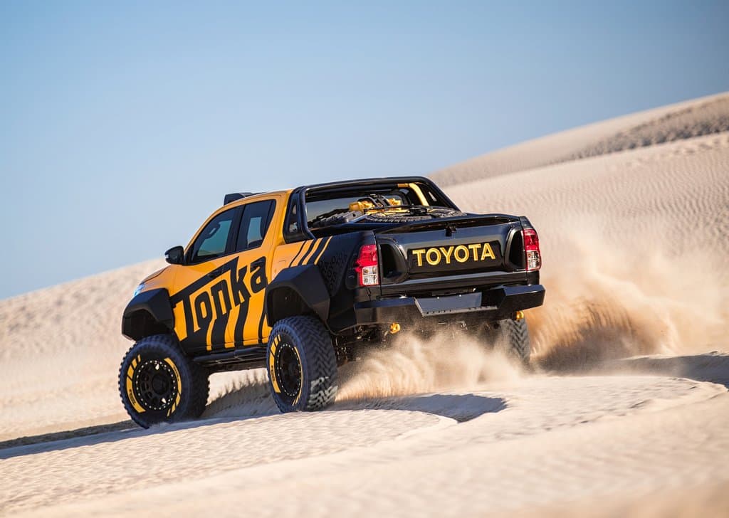 Ideado como un tope de gama de la Hilux, los diseñadores le colocaron a este concepto debajo del capó un motor turbo diesel de 2.8 litros y cuatro cilindros en linea. Su salida a producción aún es una incógnita.