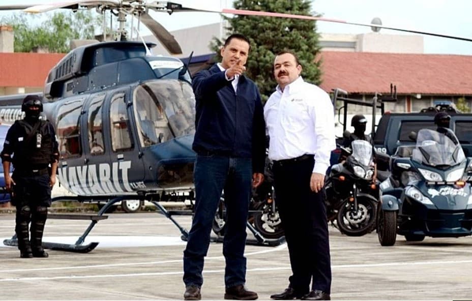 El exgobernador de Nayarit Roberto Sandoval Castañeda (izquierda) y el exfiscal Édgar Veytia.