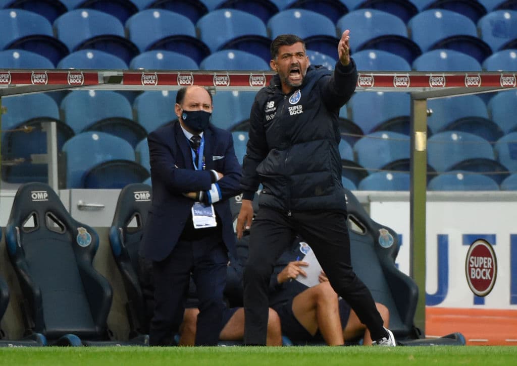 Rodrigo Pinho (24’) abrió el marcador para los visitantes y Pepe (42’) emparejó los cartones. Pinho (52’) volvió a marcar y Chipela Gomes (90+4’) selló el triunfo. Otavio (90+9’) hizo el 2-3. El siguiente compromiso del Porto será frente al Sporting de Lisboa.