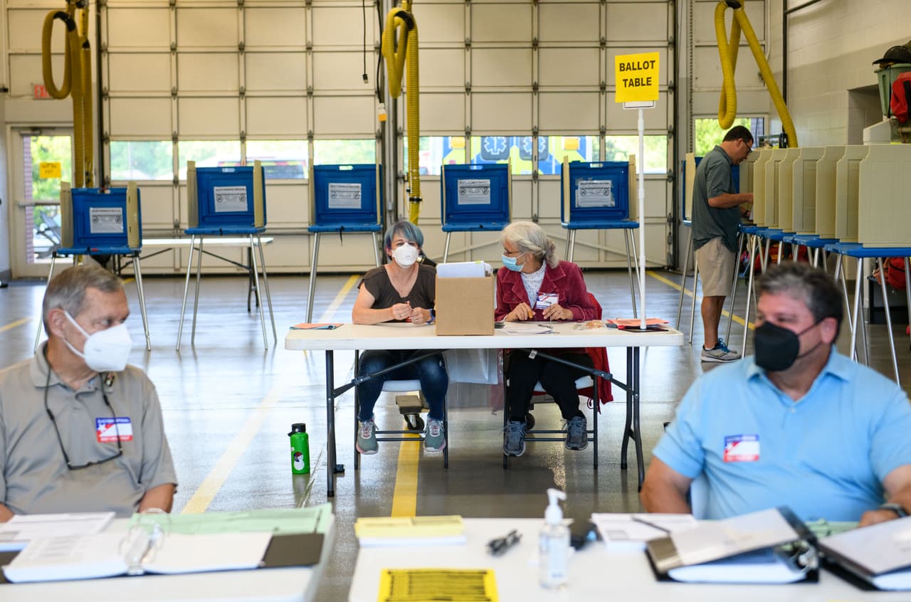 En las elecciones primarias, los votantes seleccionan a los candidatos de un partido político para pasar a las elecciones generales del 8 de noviembre de 2022.