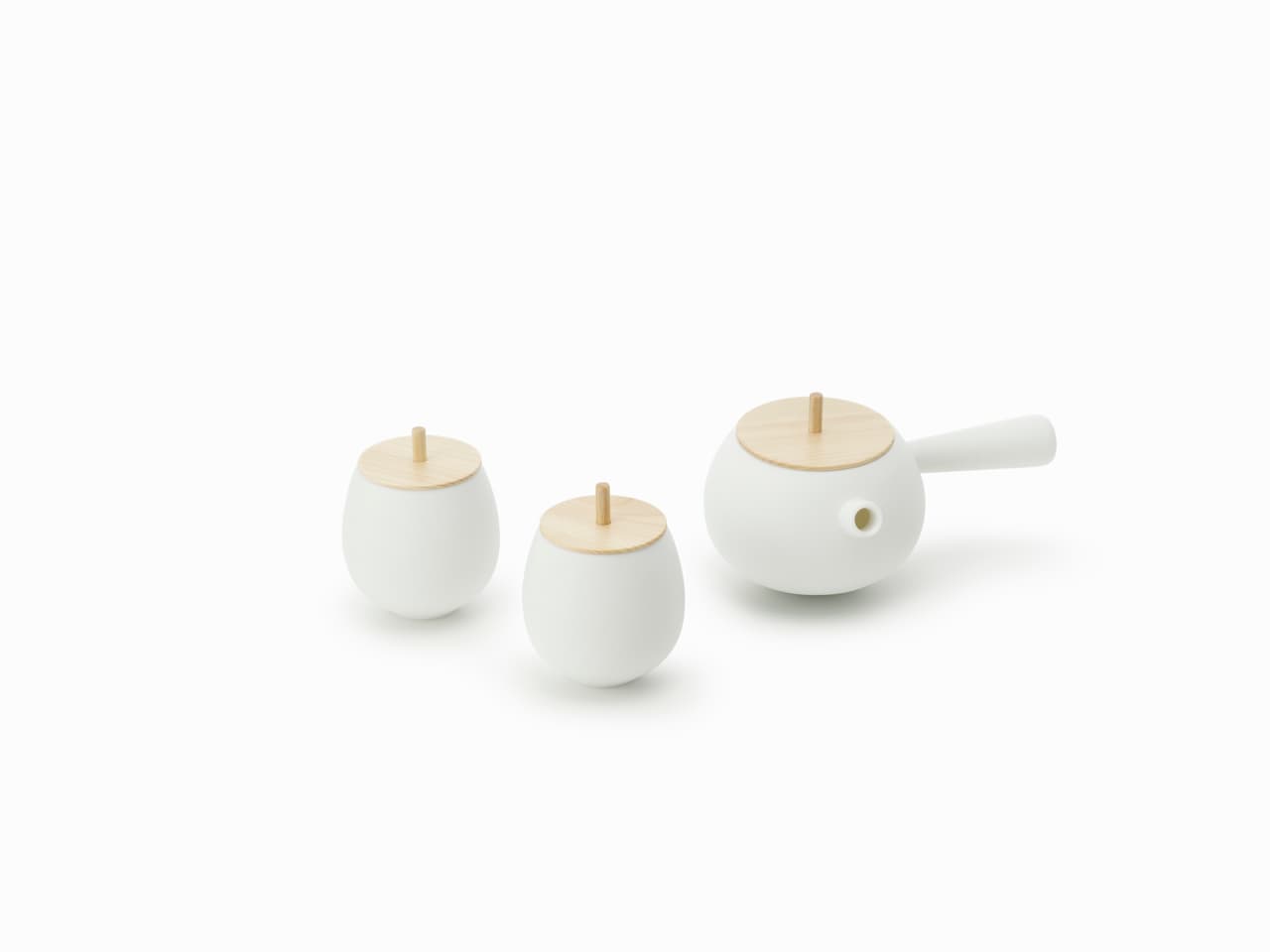 Juego de té / Foto: Hiroshi Iwasaki