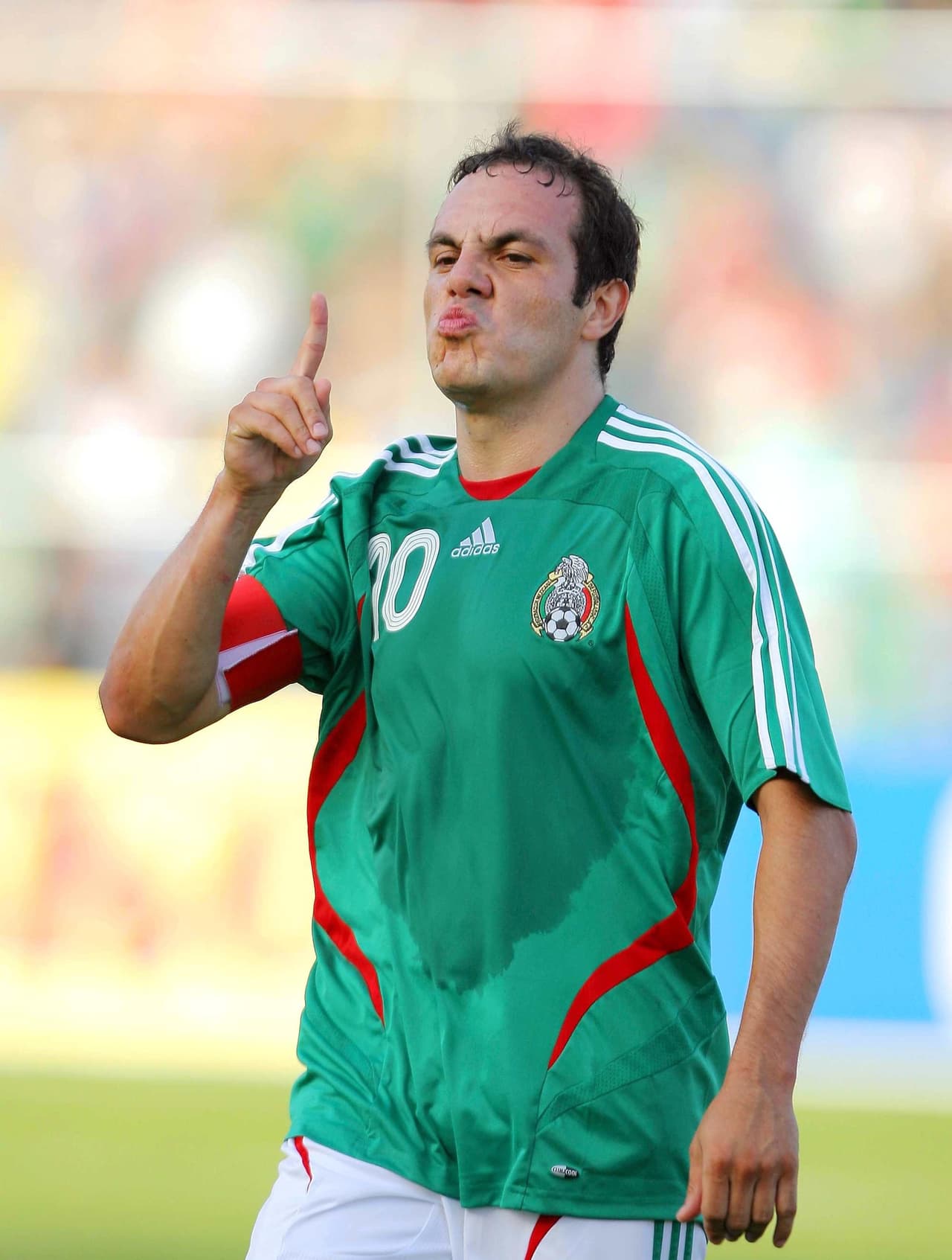Fue en junio de 2002 que el exfutbolista mexicano Cuauhtémoc Blanco se convirtió en papá.