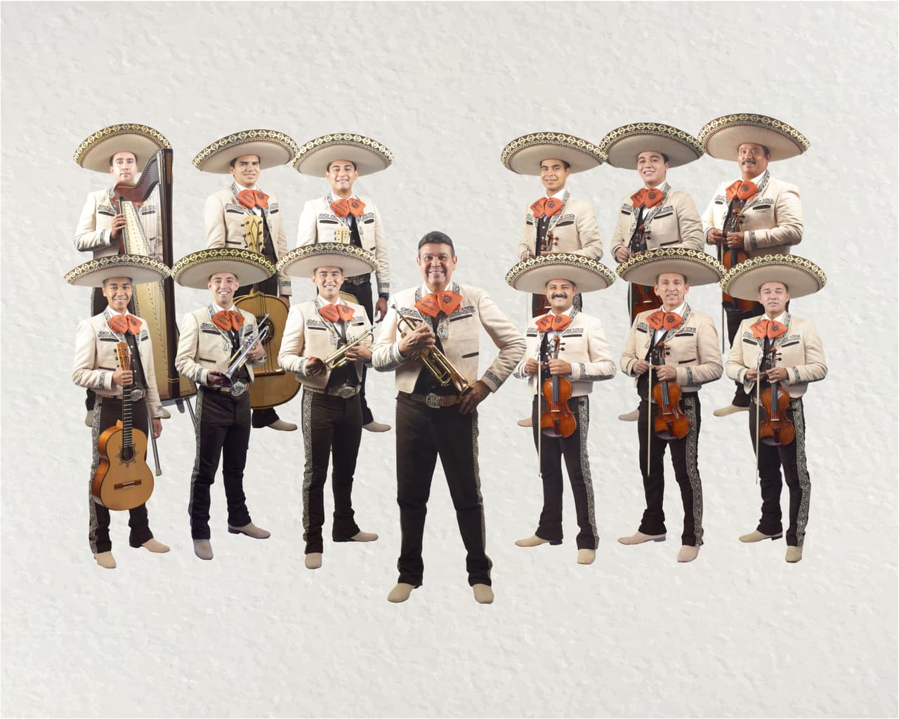 <h2 class="cms-H2-H2"><b>Mariachi Sol de México de José Hernández</b></h2>
<br>La música mexicana inundará de alegría a esta celebración que este año homenajea el legado de la música latina y celebra el presente y recibe el futuro con los brazos abiertos. El Mariachi Sol de México está nominado este 2022 en la categoría Mejor Álbum Ranchero/Mariachi.