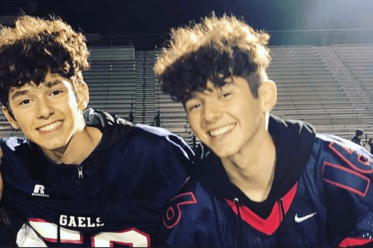 Una madre de California pierde a sus dos hijos luego que chocaran contra un poste eléctrico en Navidad