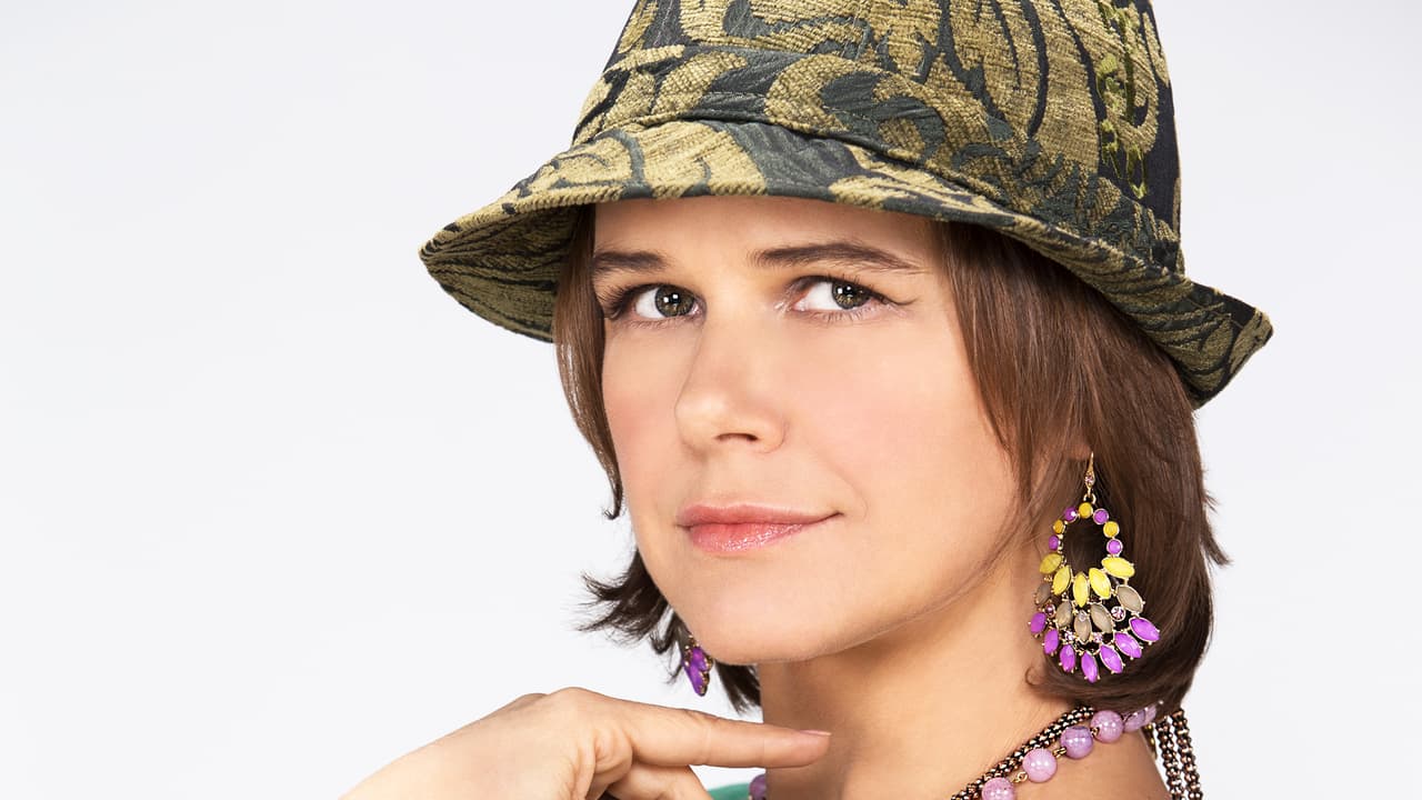 Nailea Norvind da vida a Federica Ángeles