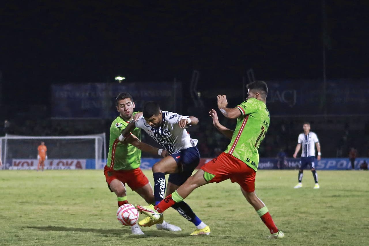 Jesús Gallardo le dio el triunfo a Monterrey ante FC Juárez en los últimos 15 minutos en el inicio de la Jornada 14 para recuperar el liderato del Apertura 2022.