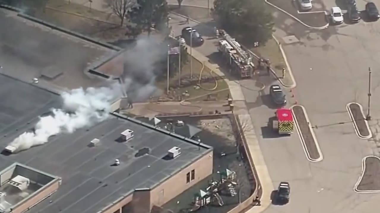 Así quedó la sinagoga Temple Israel en West Bloomfield luego de tiroteo en Michigan hoy