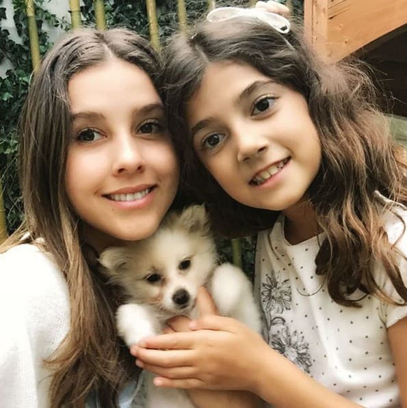 Nos encantan las bellas imágenes que comparte en compañía de su bella Mila.