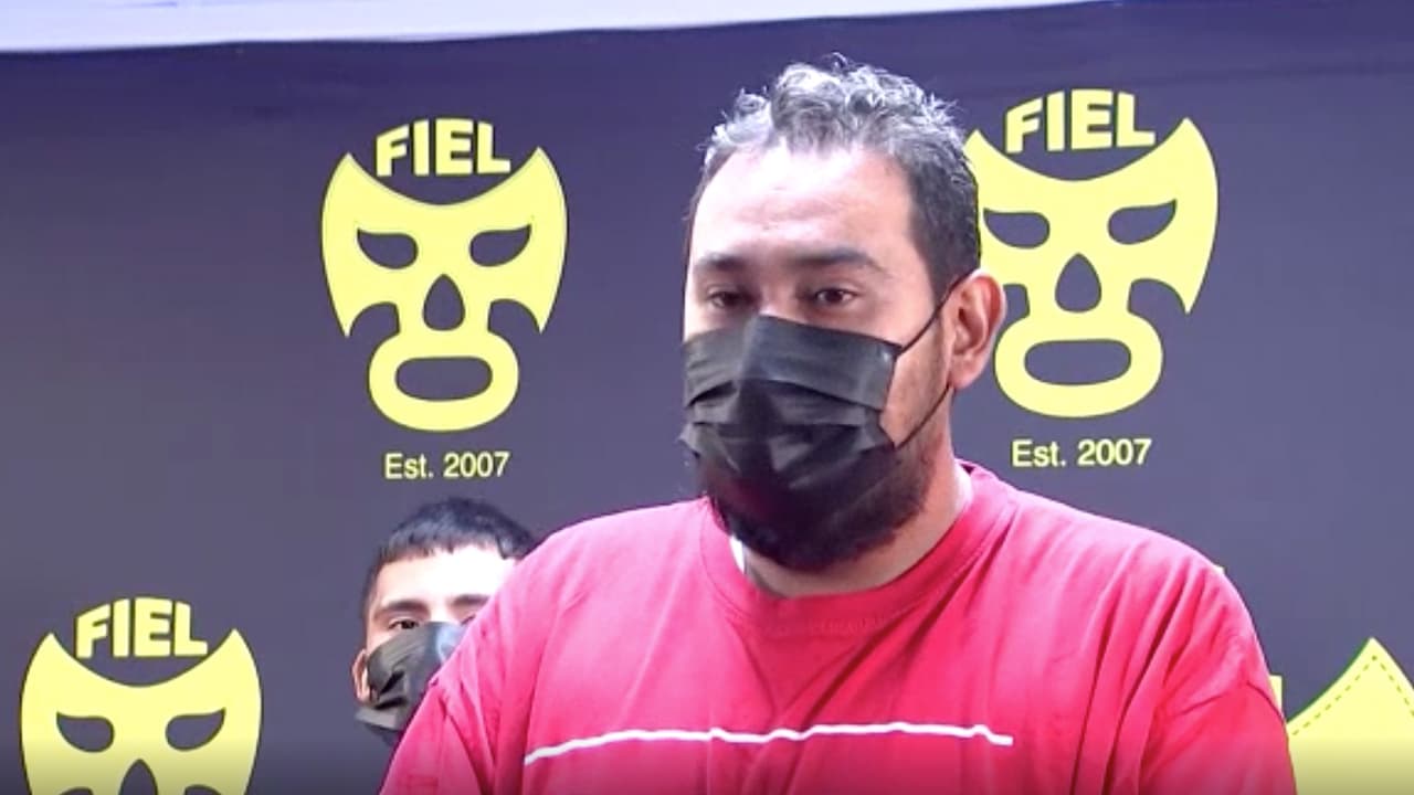 Su padre señala que no ha recibido respuesta por parte del director de la escuela, ni del superintendente del HISD.