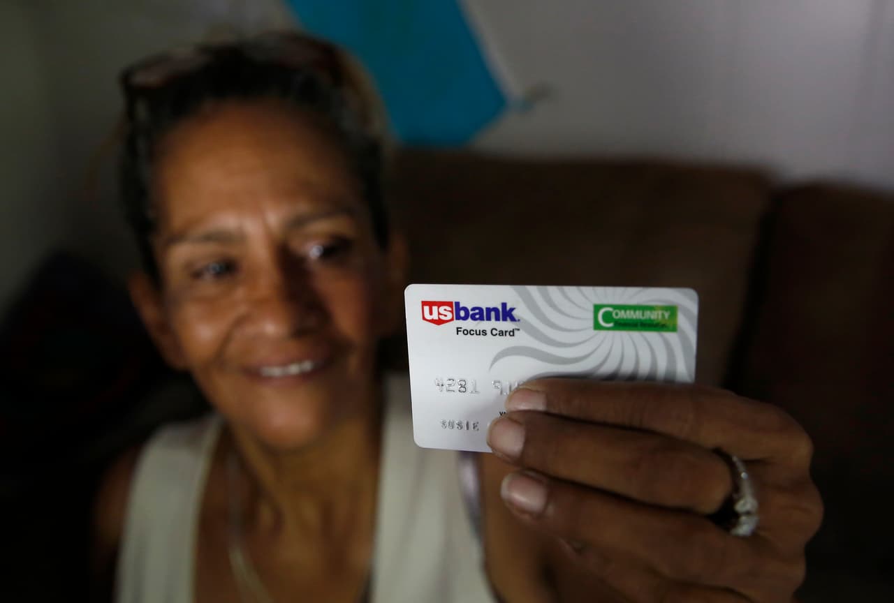 El exitoso programa de una ciudad de California donde regalan dinero a sus residentes