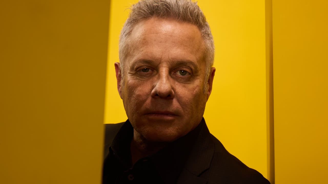 Alexis Ayala da vida Rogelio Fuenmayor