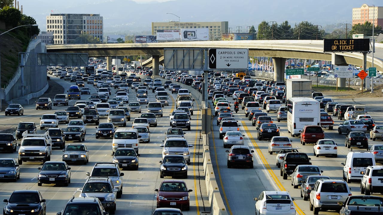 Servicios de transporte, con fuerte impacto para el Día de Acción de Gracias debido al coronavirus