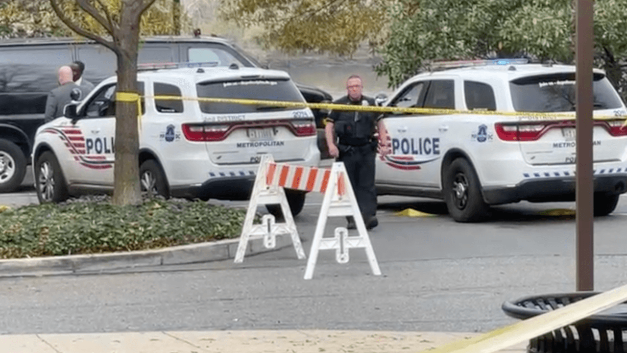 Hombre fue hallado muerto en el estacionamiento del Kennedy Center