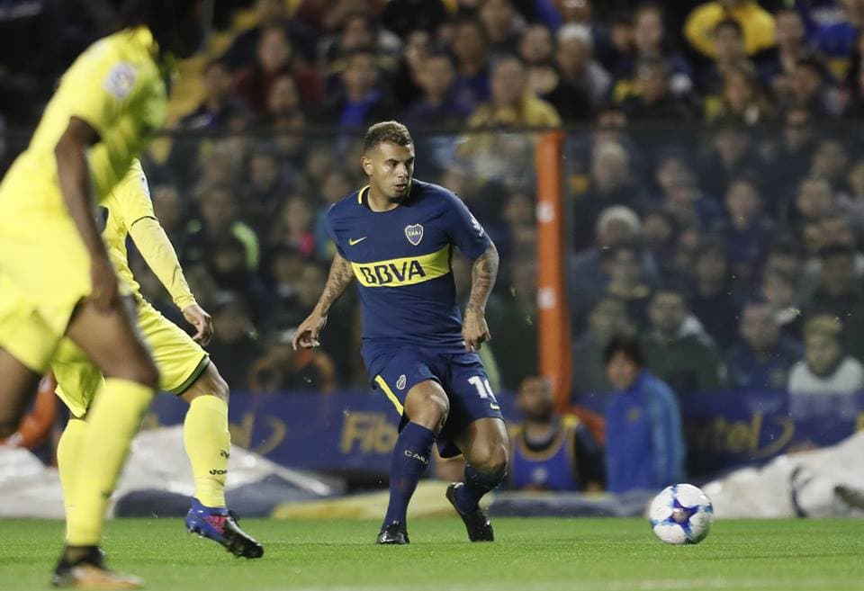 Lo estrenó en amistoso en la Bombonera contra el Villarreal.