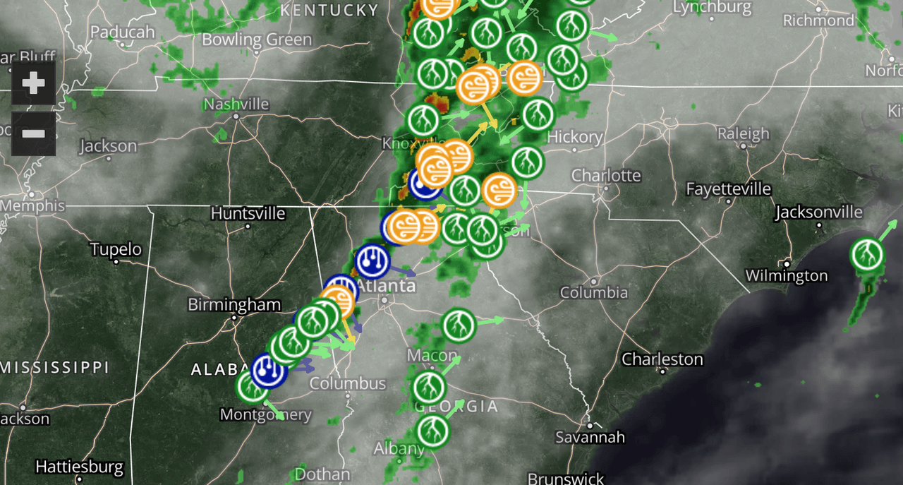 Residentes en el norte y centro de Georgia viven un día de tiempo severo