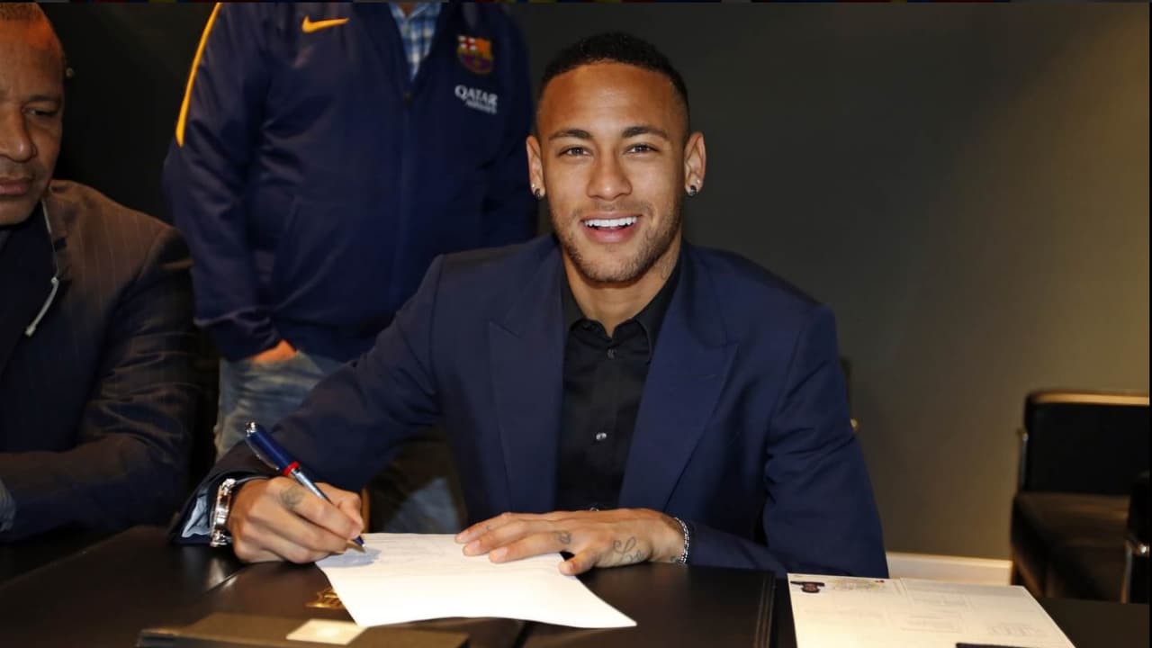 Pese a la renovación de Neymar, el Barça le paga el doble a Messi, por ahora