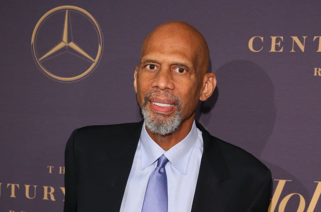 Kareem Abdul-Jabbar | La leyenda de los Lakers también compartió créditos con Bruce Lee en Game of Death. Además de ser un amante del jazz ha participado en numerosas series de televisión.