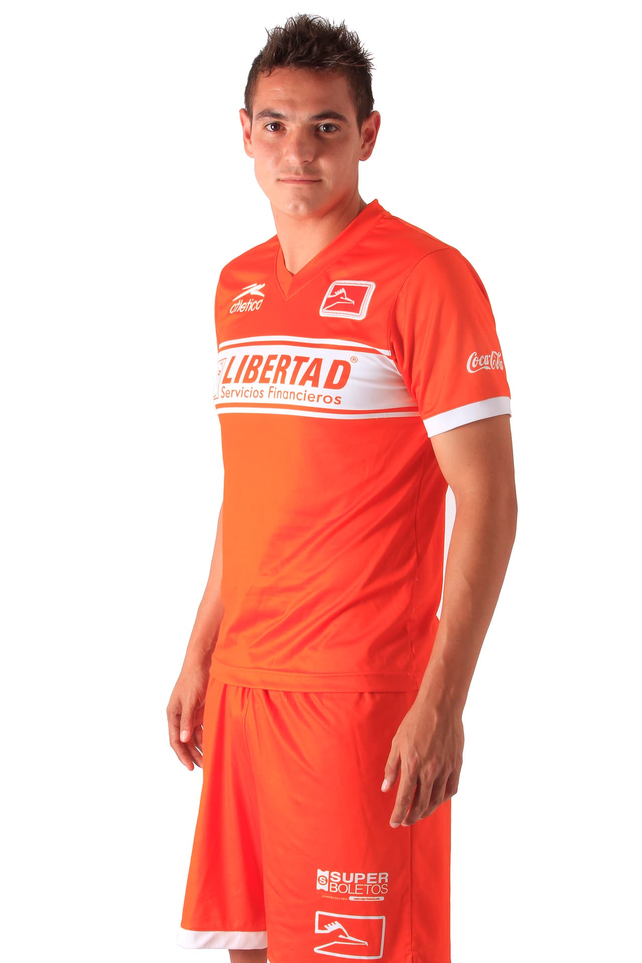 Durante el año futbolístico del 2012 al 2013 volvió al Ascenso pero ahora con Correcaminos, sin recibir los minutos esperados.