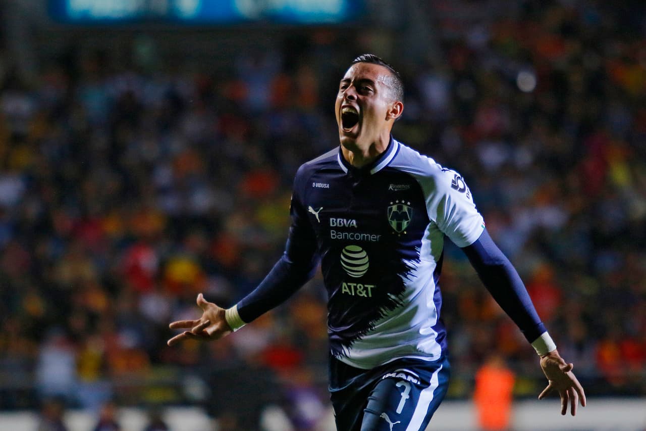 Con un golazo a 40 metros del arco, el argentino Rogelio Funes Mori abrió el marcador al minuto 30.