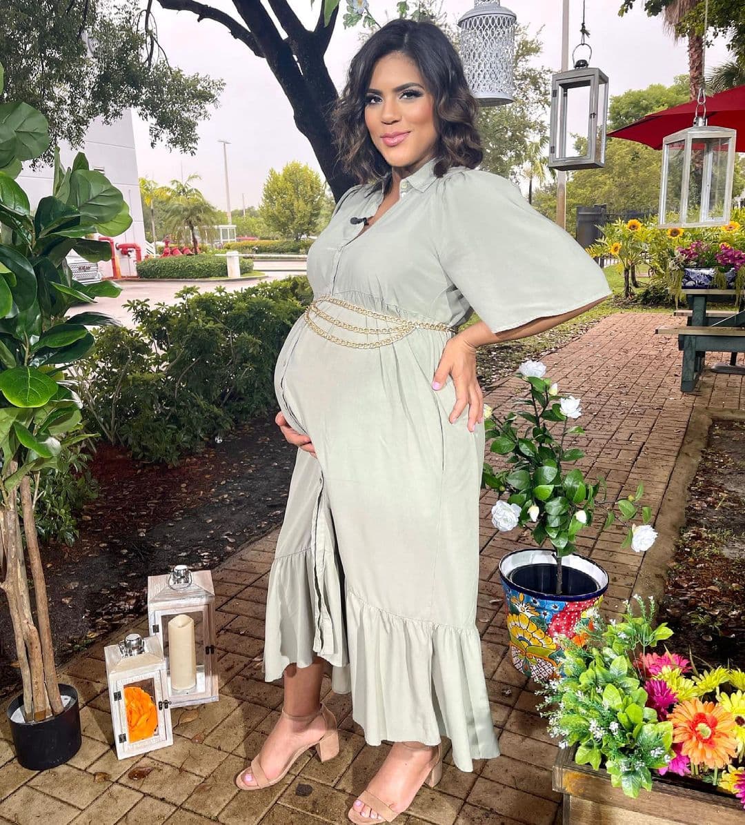 La dominicana nos compartió muchas imágenes de su pancita en redes sociales pues quería tener como recuerdo el registro de cómo baby Gennaro crecía en su interior.