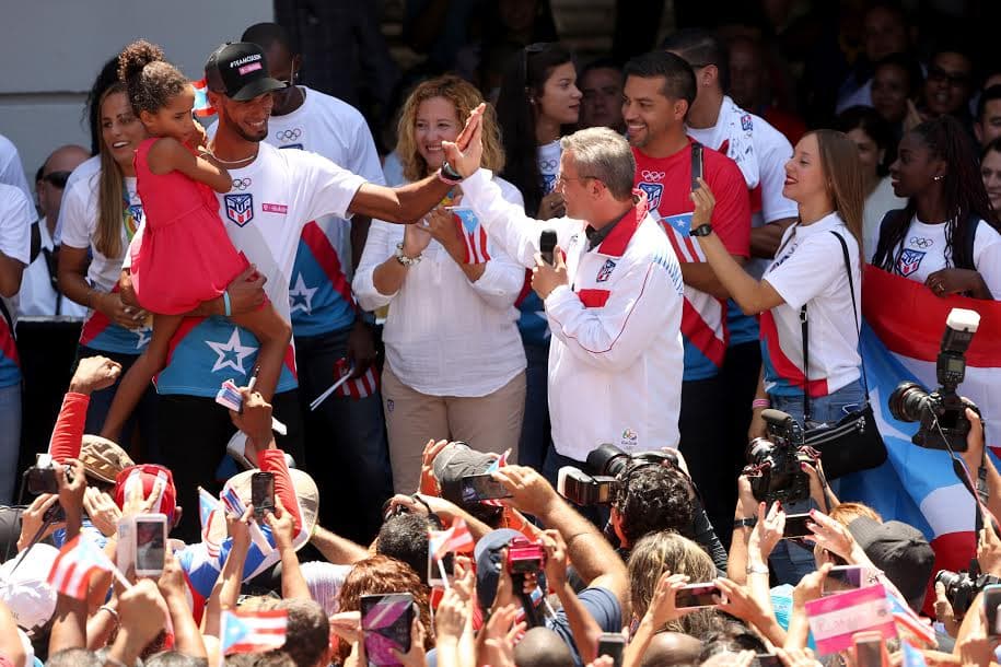 “Qué rico es ser puertorriqueño”, dijo el mandatario en un mensaje en el que apeló a la representación deportiva como símbolo de la identidad puertorriqueña”. En el evento se reconoció a todos los atletas boricuas que representaron la isla en Río 2016 entre y se le entregó una medalla simbólica a Javier Culson y Franklin Gómez.