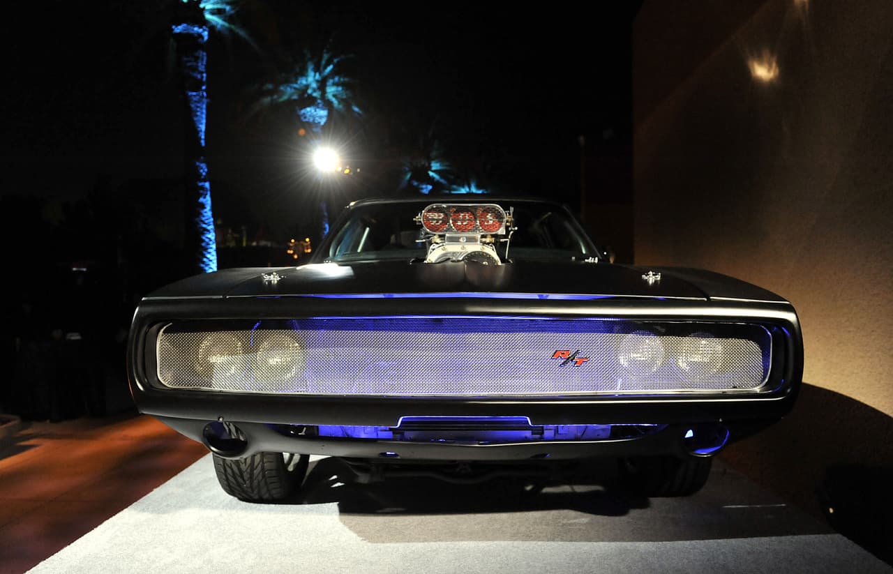 Algunos de los coches clásicos que se presentan son todos unos clásicos y aún así les dieron con todo en la cinta.