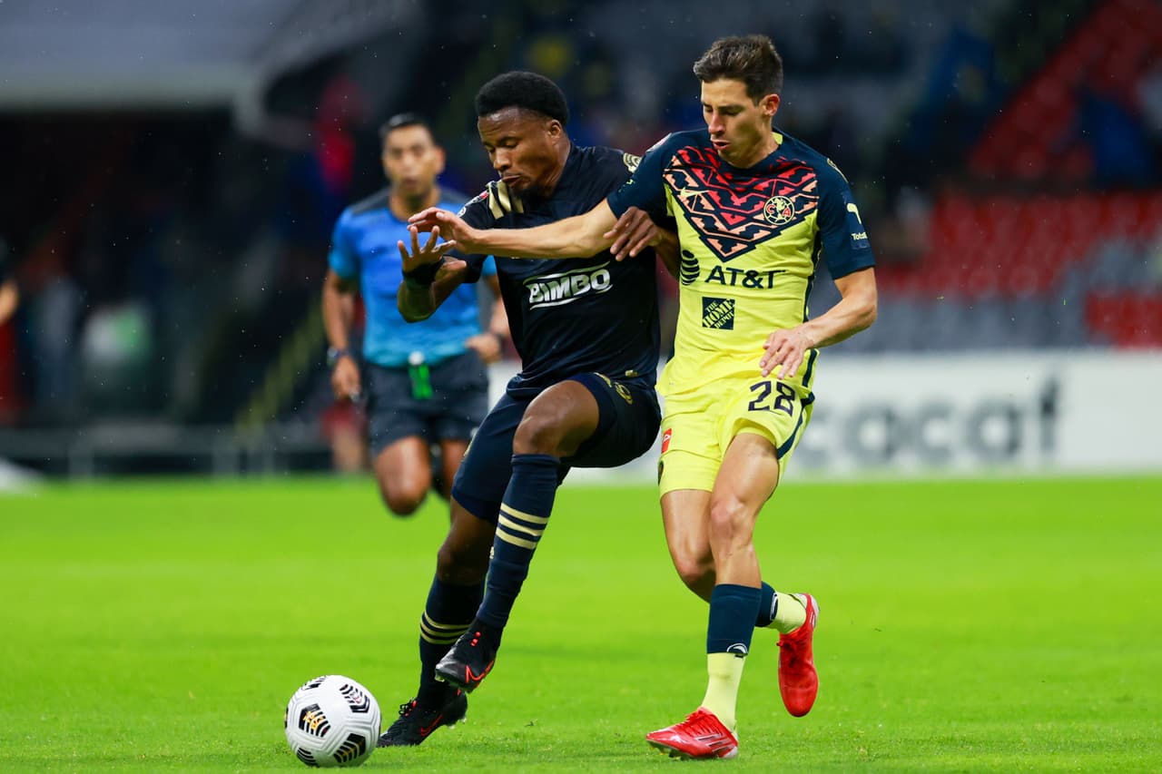 Richard Sánchez y Emanuel Aguilera son los encargados de batir las redes en la victoria 2-0 de América sobre Philadelphia Union en la ida de las semifinales.