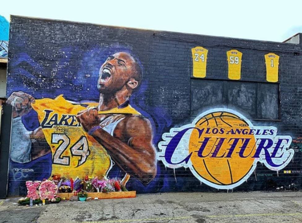Las calles de las principales ciudades de los Estados Unidos se adornan con las asombrosas muestras de amor para la leyenda de la NBA.