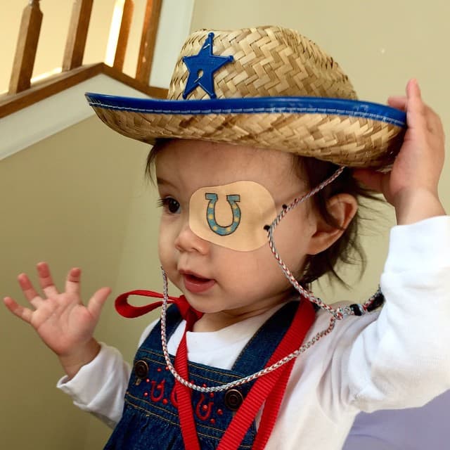 Los parches empezaron a formar parte de toda una caracterización.