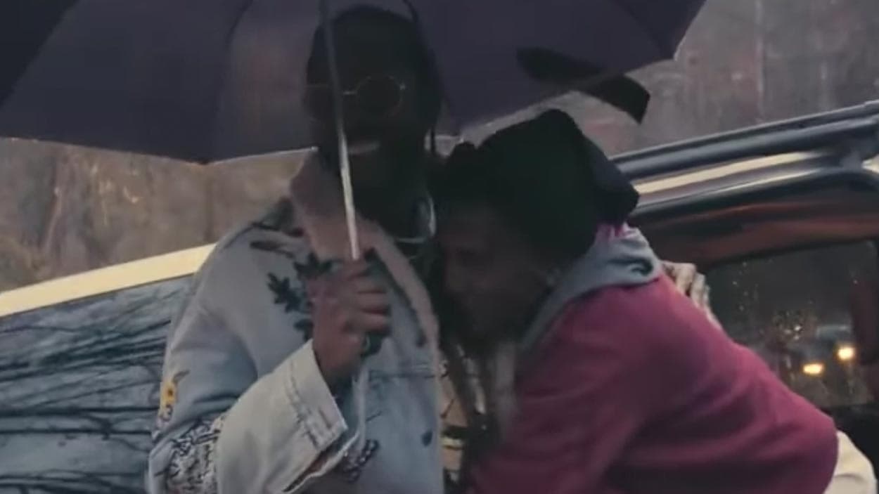 2 Chainz Changes A Family's Life With Christmas Gift