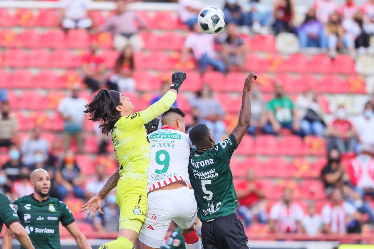 Juan Otero, Jesús Ocejo y Diego Valdés son los encargados de anotar los primeros tres goles del Apertura 2021 en la goleada de Santos 0-3 sobre Necaxa.