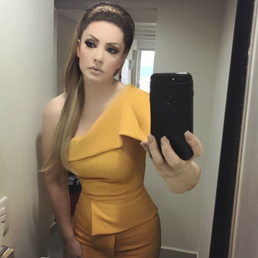 La mexicana de 47 años recordó que gracias a su familia y a que contó con ayuda especializada, que contribuyó a que aprendiera a quererse a mí misma, pudo salir adelante.